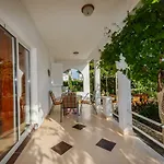 Perla * Rogoznica (Sibenik-Knin)